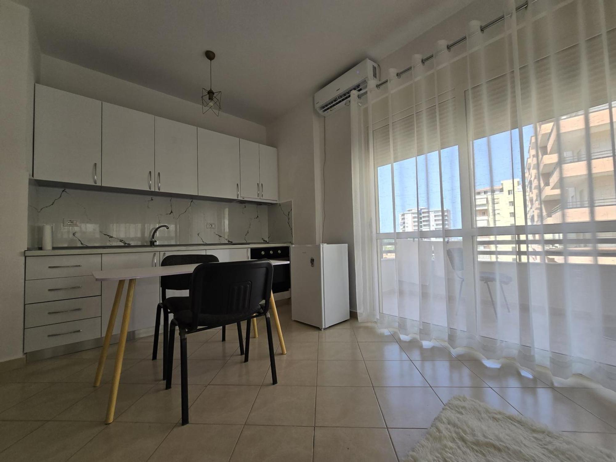 Appartement C'e Casa Near The Sea, Netflix, Parking, Balcony, Fast Wi-fi *