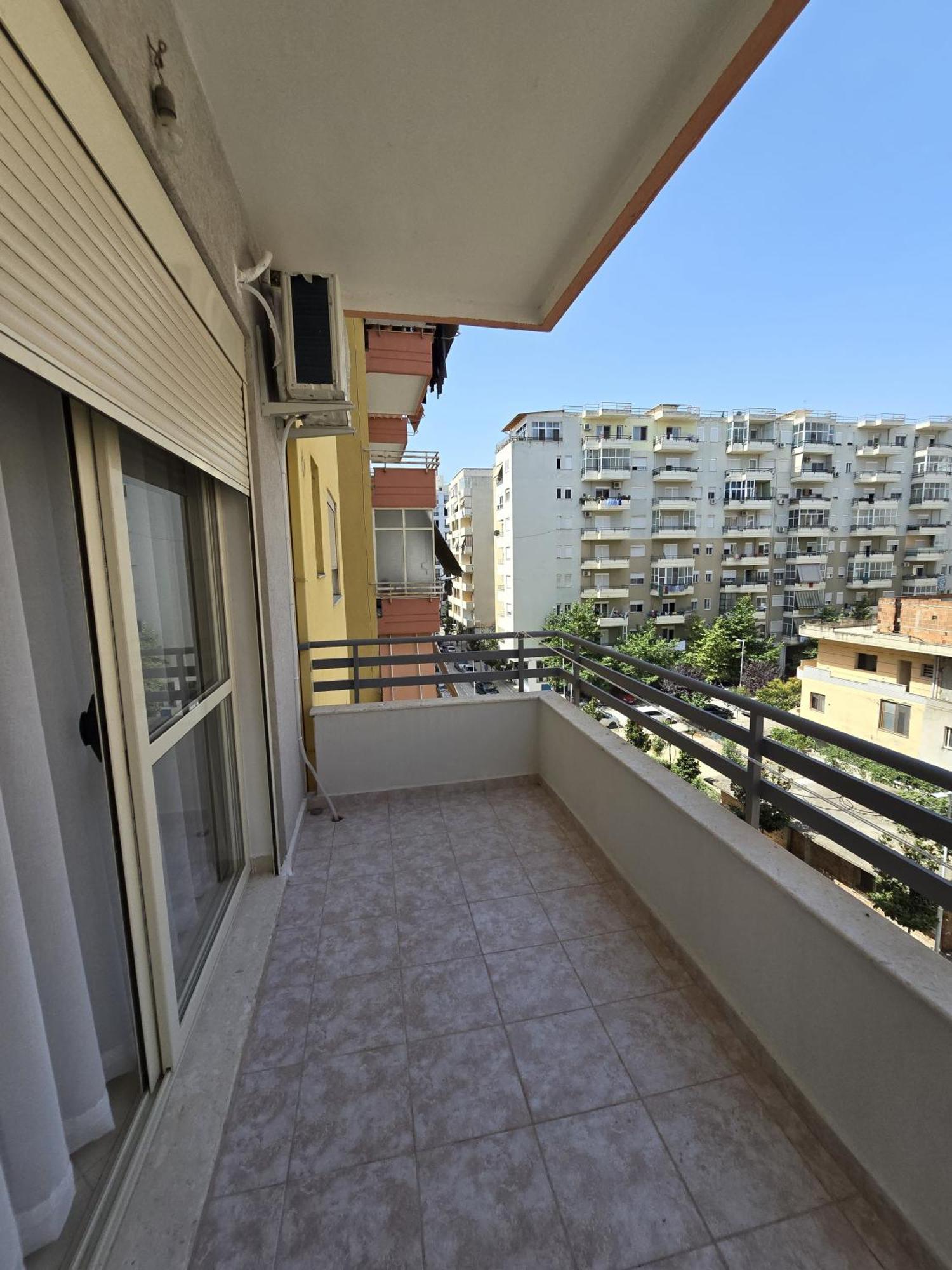 C'e Casa Near The Sea, Netflix, Parking, Balcony, Fast Wi-fi Appartement *