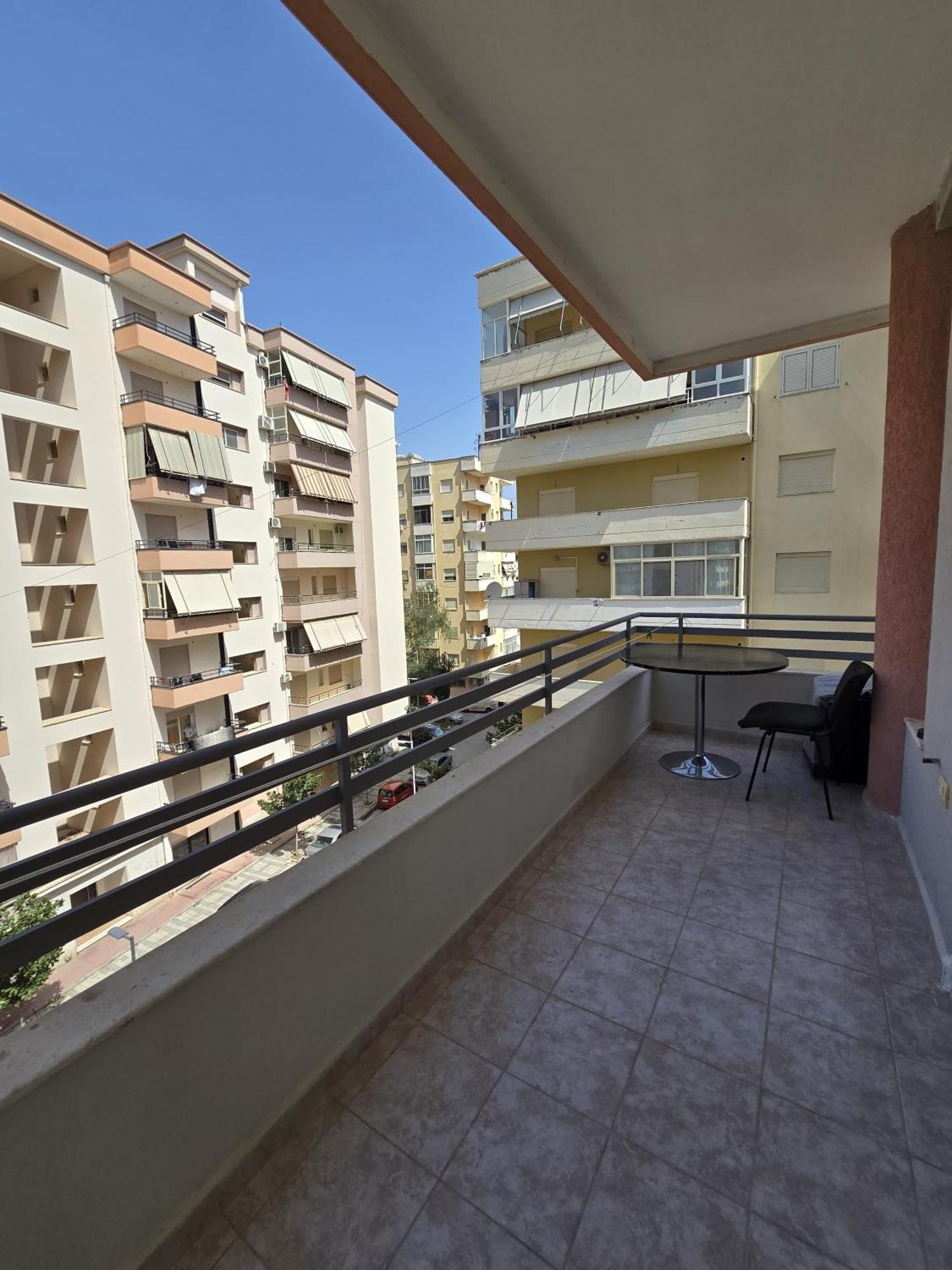 C'e Casa Near The Sea, Netflix, Parking, Balcony, Fast Wi-fi Vlorë