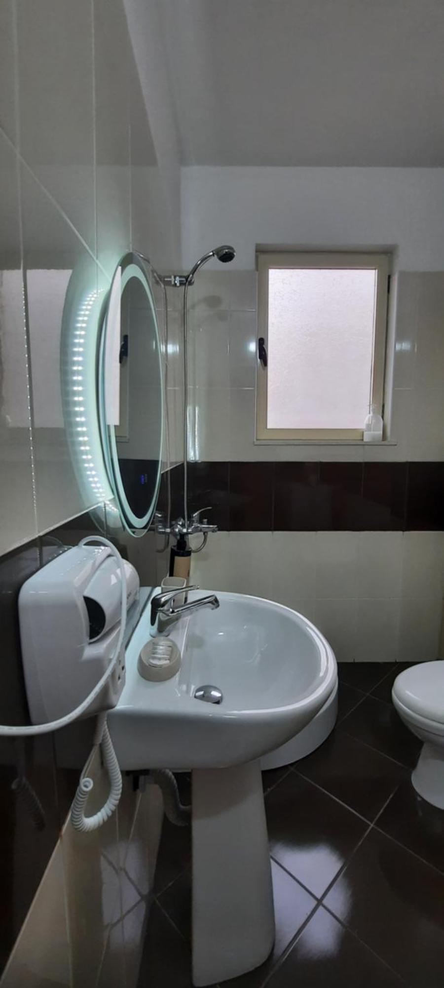 C'e Casa Near The Sea, Netflix, Parking, Balcony, Fast Wi-fi Appartement