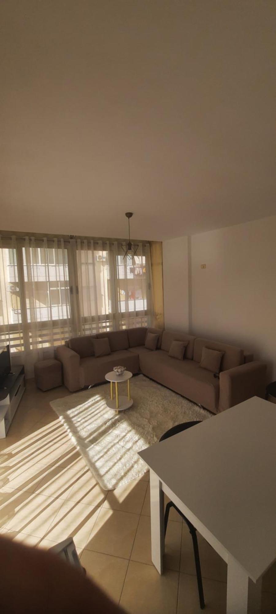 C'e Casa Near The Sea, Netflix, Parking, Balcony, Fast Wi-fi *