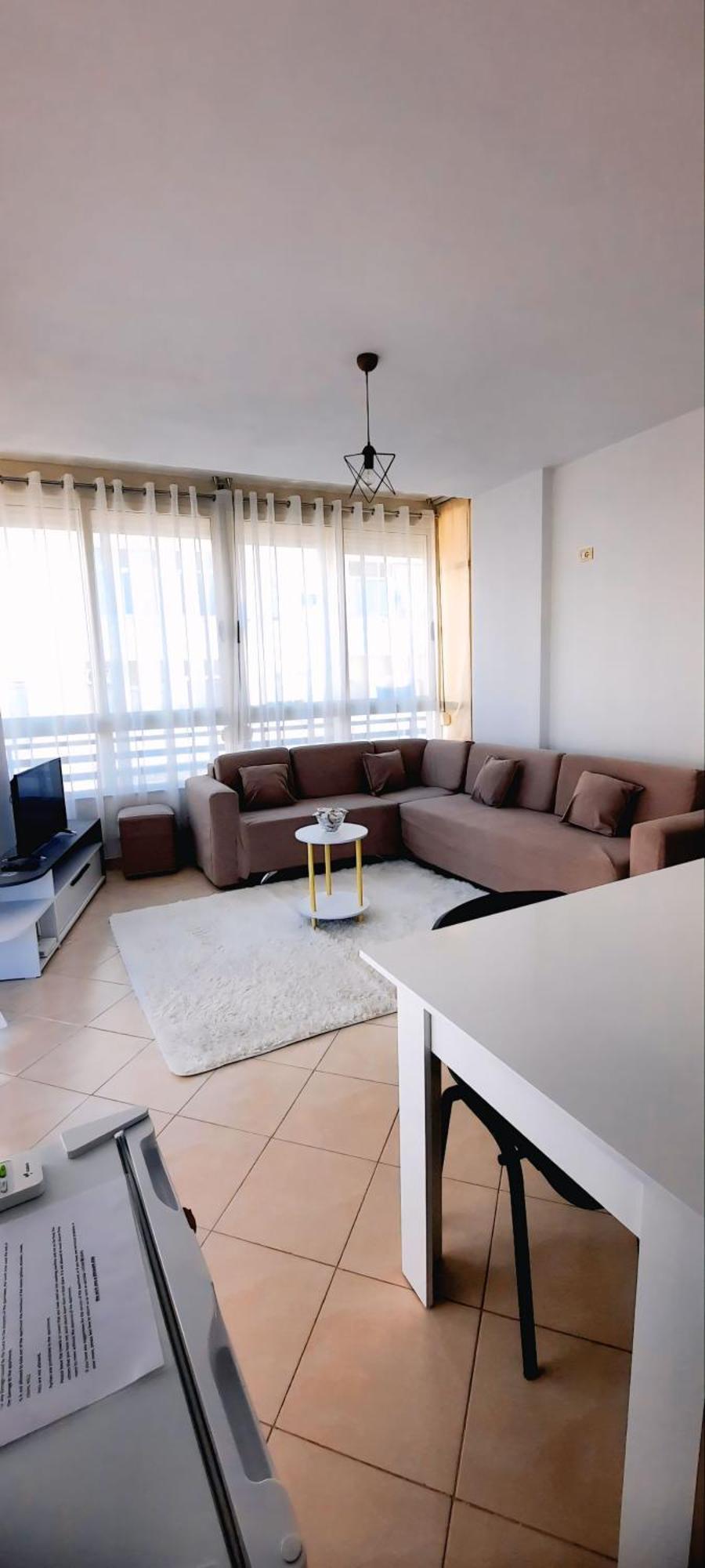 C'e Casa Near The Sea, Netflix, Parking, Balcony, Fast Wi-fi Appartement *